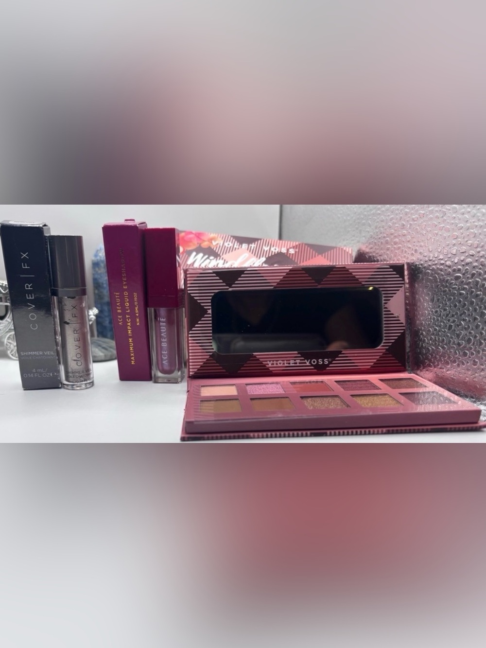 Eye Makeup 💓 Bundle
Violet Voss, Cover FX  & Ace liquid 
Eyeshadow & Palette